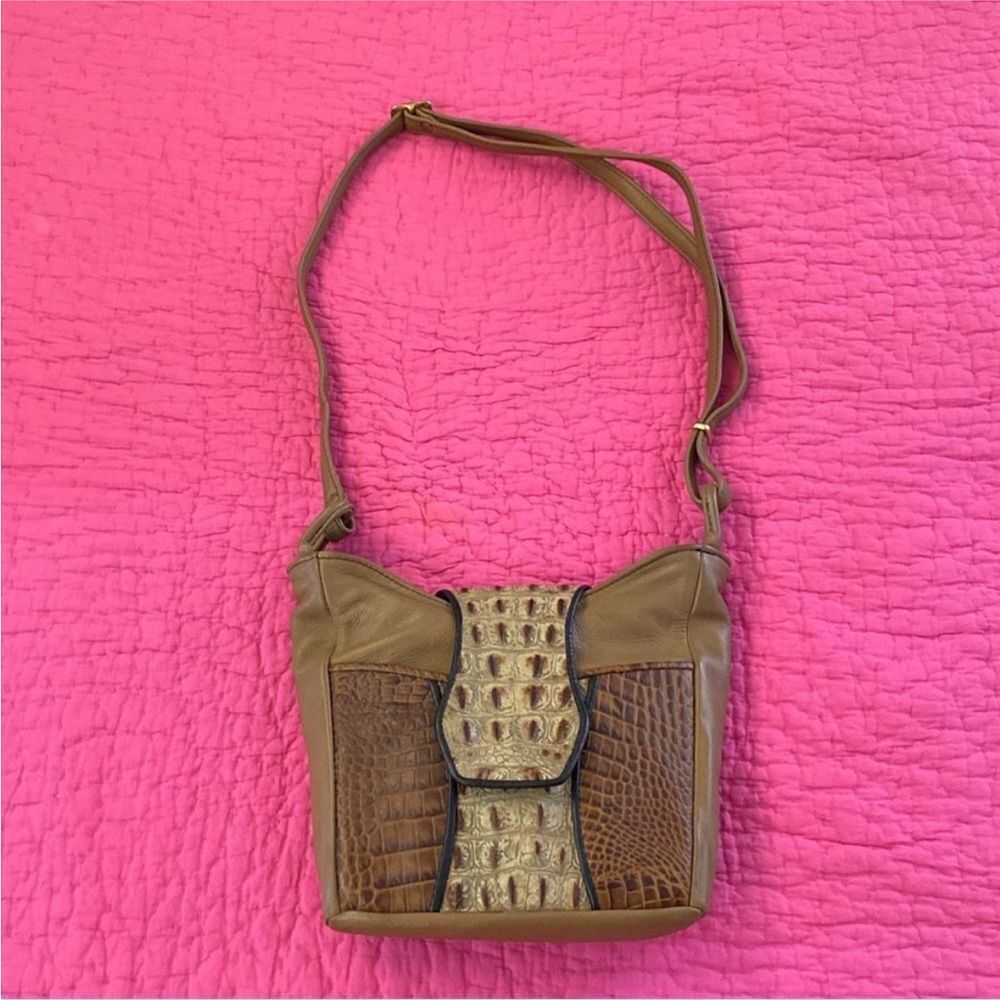 D’Onofrio Elegant Tan Crocodile leather Shoulder Bag